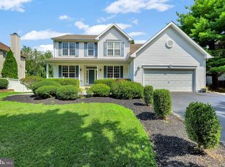 4 Pemberton Ln, East Windsor, NJ 08520