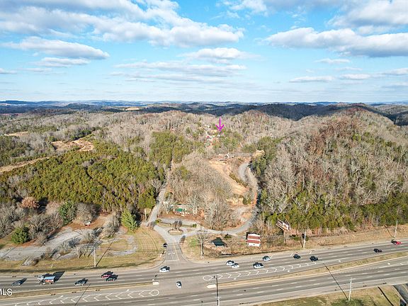 3rd image of 113 Smokey Mountain Way N