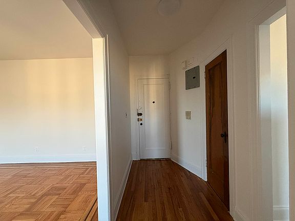 4th image of 3282 34th Street # Fl 4th