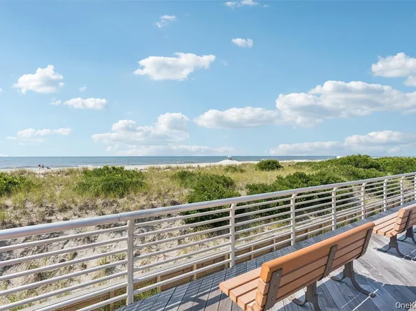 623 Oceanfront #A, Long Beach, NY 11561