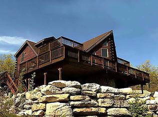 204 W Buttonbush Ln, Hazle Township, PA 18202