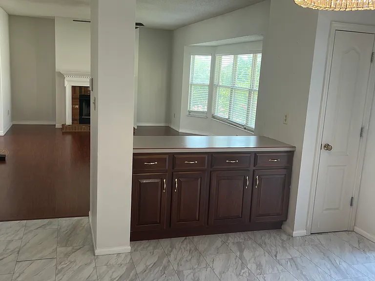 1862 Summitview Dr — Photo 31