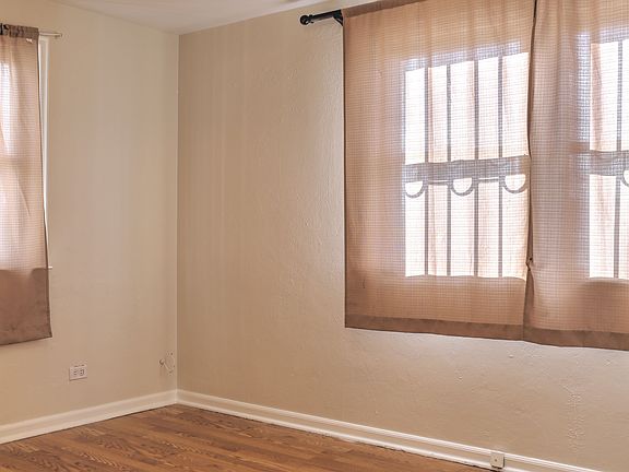 4th image of 3101 W Ford Pl