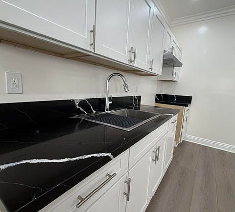 2nd image of 507 Loma Dr #A515172b0