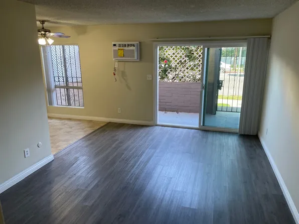 Chateau Haskell - Hurst Family, LP, 7337 Haskell Ave APT 2, Van Nuys, CA 91406