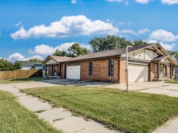 8204 E Chalet Dr #2006, Wichita, KS 67207