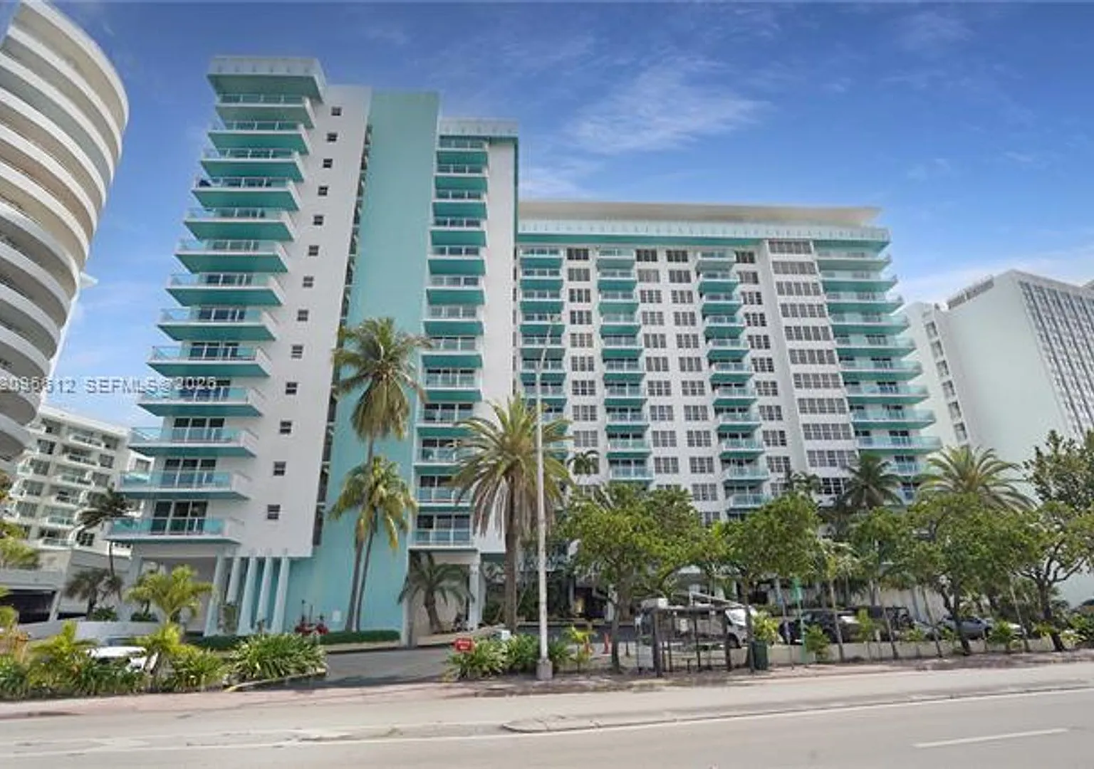 10185 Collins Ave cu-202, Miami Beach, FL 33140 — Photo 2