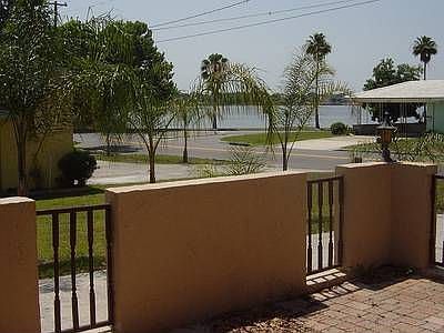 3rd image of 738 Parkview Pl