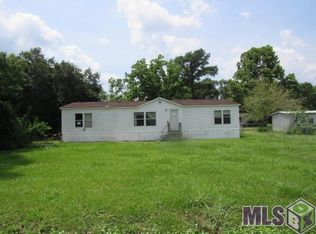 45137 Huntington Dr, Saint Amant, LA 70774