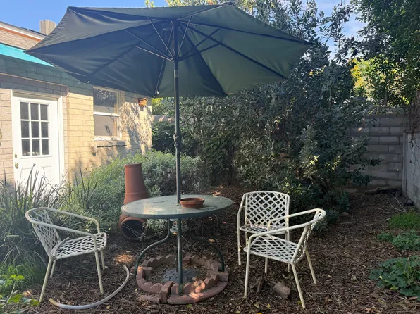 13510 1/2 Erwin St #1/2, Van Nuys, CA 91401