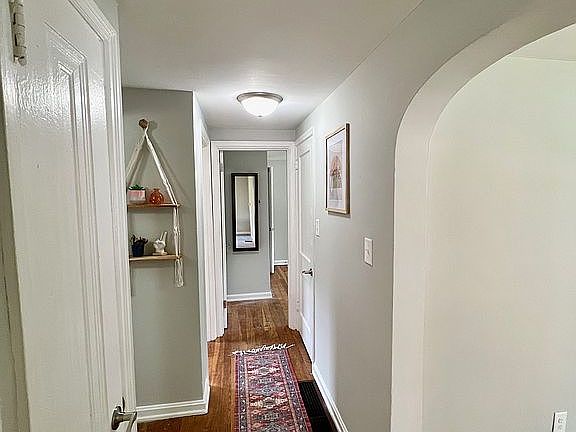 5th image of 577 Lucas Dr