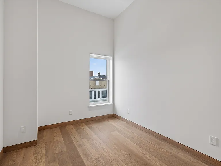 316 Wall St #2 — Photo 9