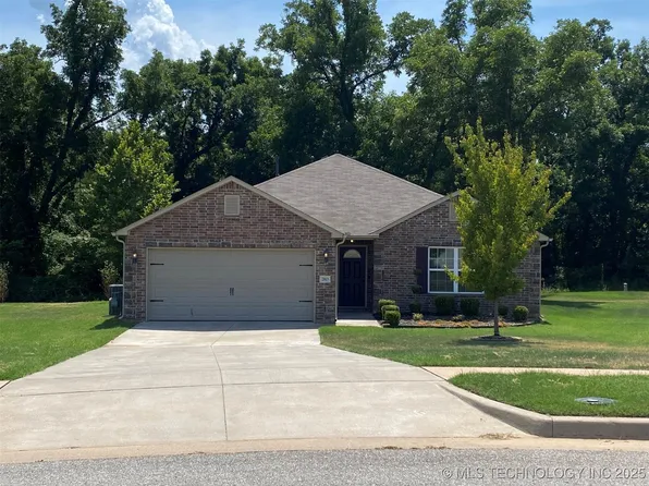 2813 W Glendale St, Broken Arrow, OK 74011