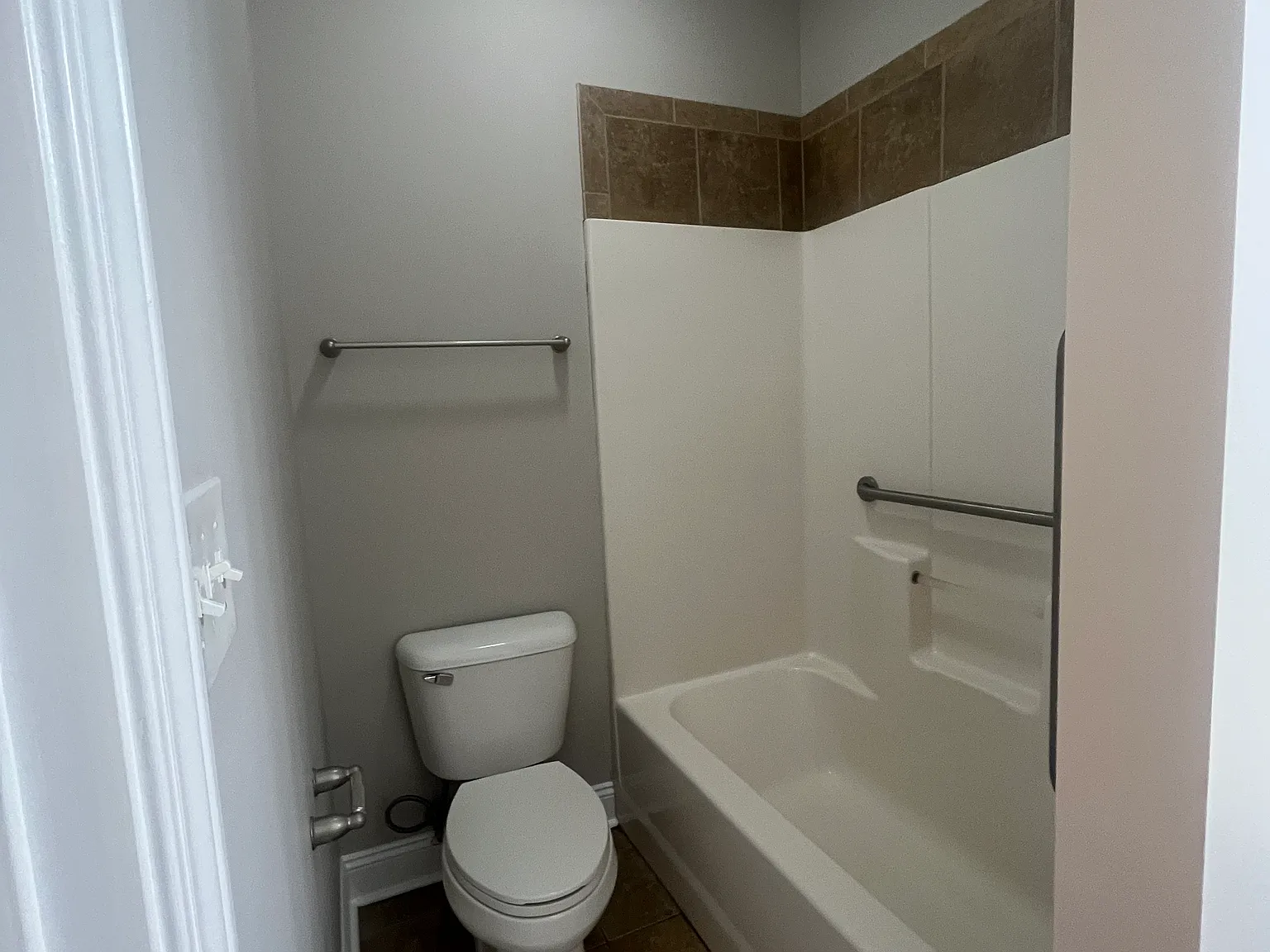 3 bed, $1,450 — Photo 4