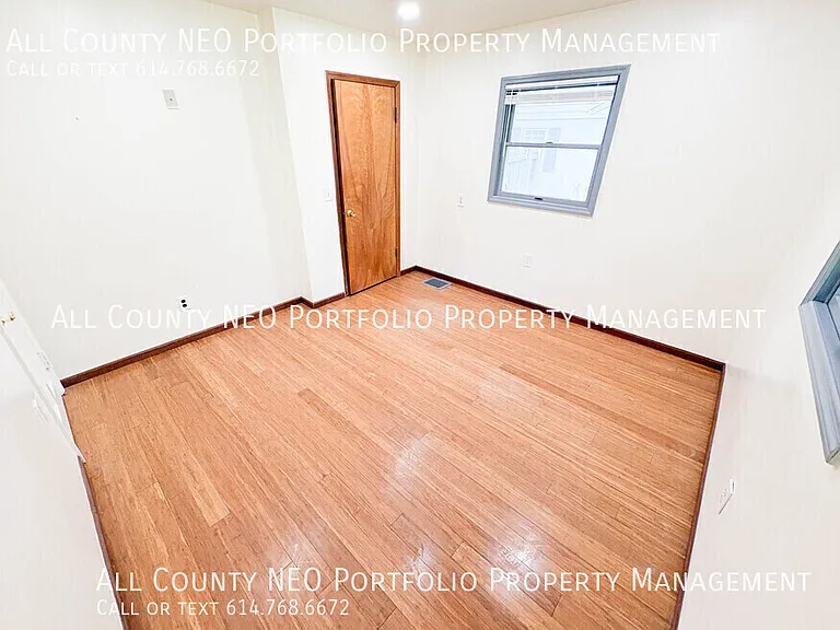 3050 Derby Rd — Photo 18