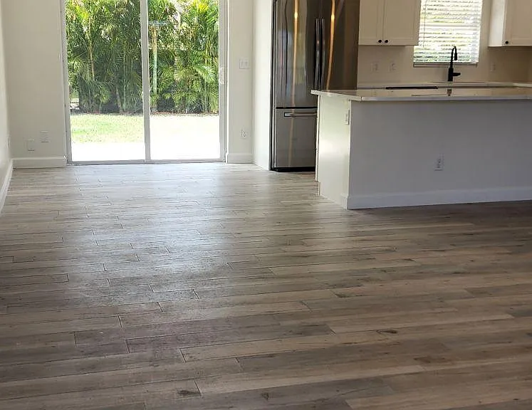 19945 Gardenia Dr — Photo 3