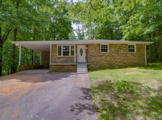 121 Bobwhite Dr, Dickson, TN 37055