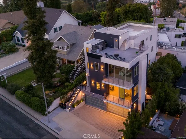 2309 Cove Ave, Los Angeles, CA 90039