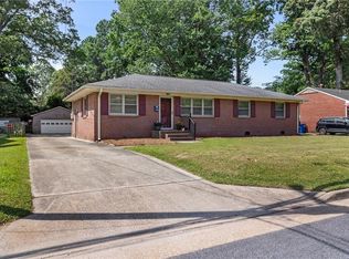 543 Blount Point Rd, Newport News, VA 23606