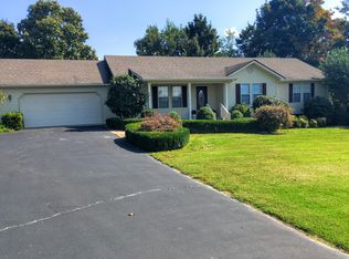 64 Doe Run St, Glasgow, KY 42141