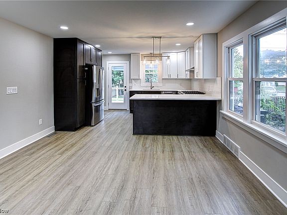 5th image of 4115 W 210th St