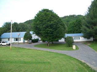 1070 Lusters Gate Rd, Blacksburg, VA 24060