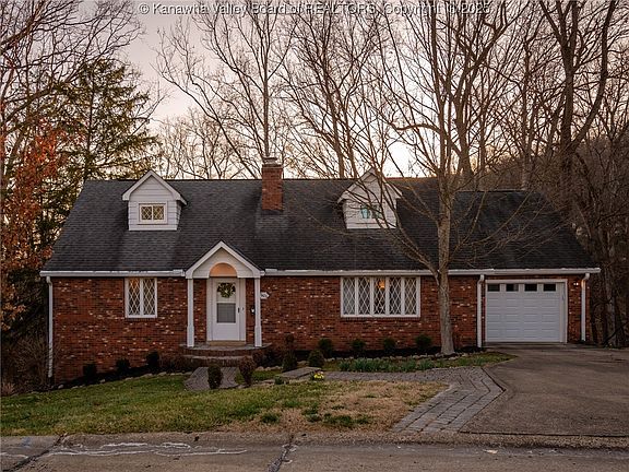 2nd image of 1403 Princess Dr