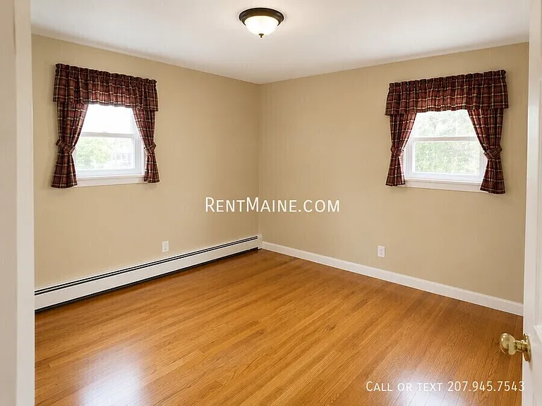 205 Silk St — Photo 10