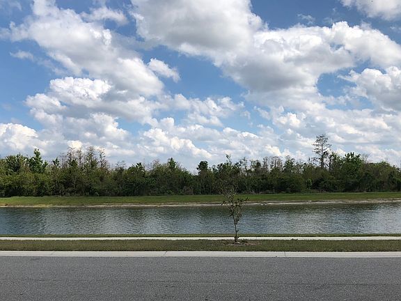 5th image of 4893 Rockvale Dr
