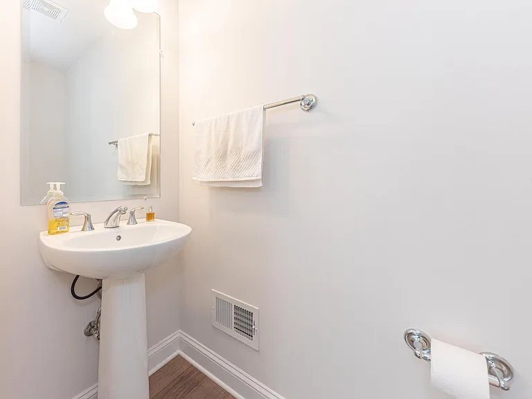 3341 Roseford Blvd — Photo 30