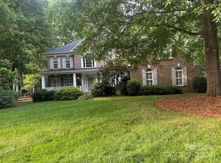 12689 Overlook Mountain Dr, Charlotte, NC 28216