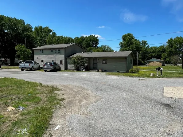 1009 Compress St, Dyersburg, TN 38024