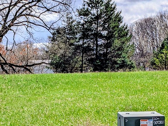 4th image of 1097 Lincoln Dr