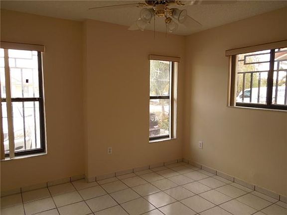 5th image of 10335 NW 127th St