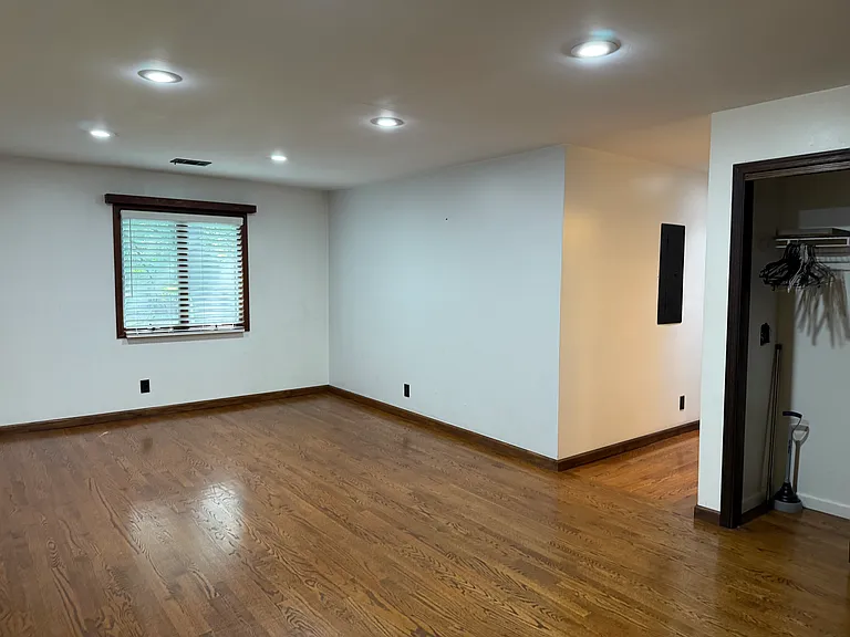 52 Heckel St #102 — Photo 6