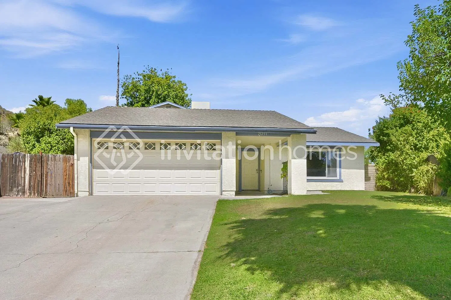 23251 Redbud Ridge Cir Valencia, CA 91354 — Photo 1