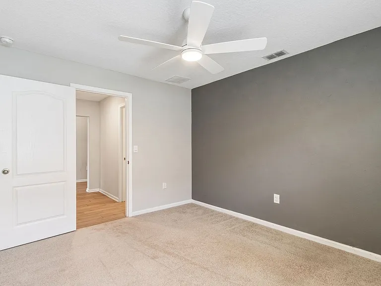 70305 Winding River Dr — Photo 25