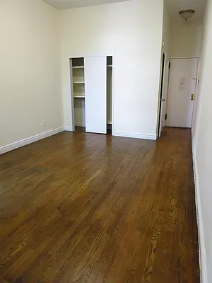 Rented by City & Suburban | media 40