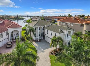 6203 Marbella Blvd, Apollo Beach, FL 33572