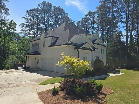 2nd image of 1091 Fieldstone Trl