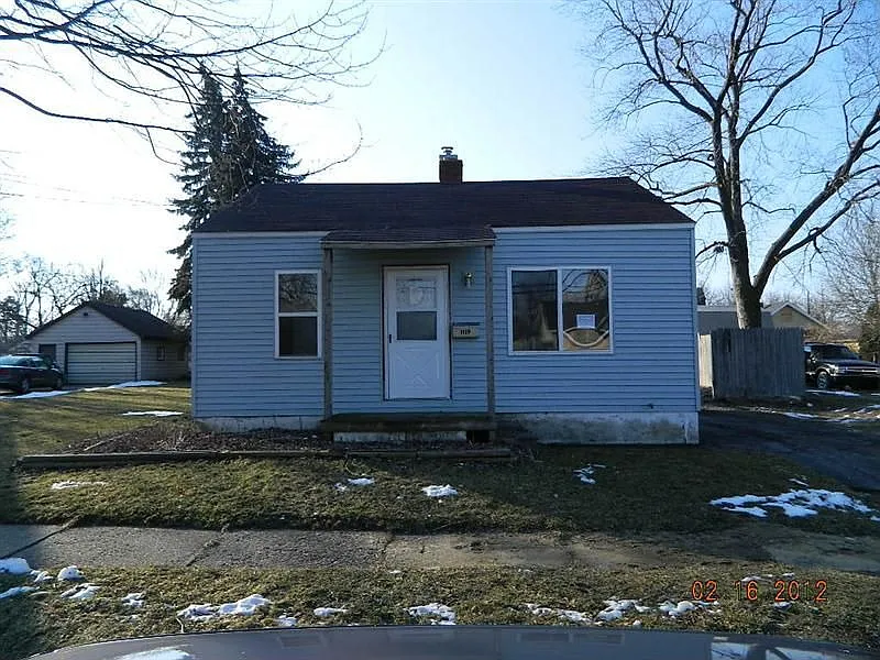 1109 Campbell St photo 1