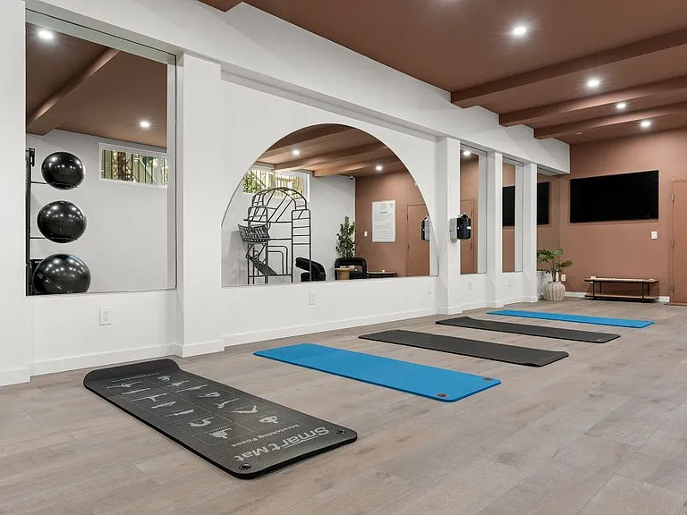 Casa De Marina Apartments — Photo 11