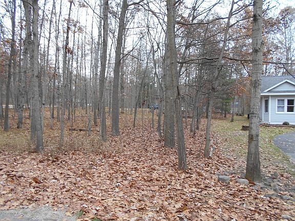 5th image of 9050 Timberlane Dr #360