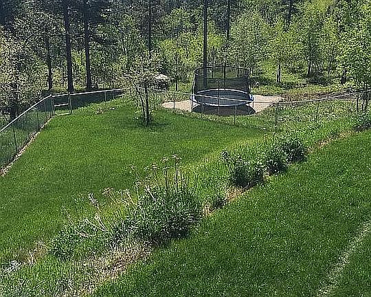 2nd image of 400 Mountain View Dr