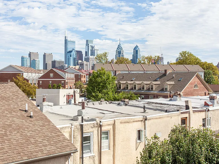 2553 Montrose St #DD — Photo 18