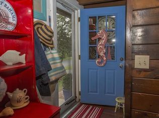 19 Smith St, Fairhaven, MA 02719