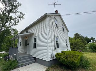 10 Center Street, Windsor Locks, CT 06096