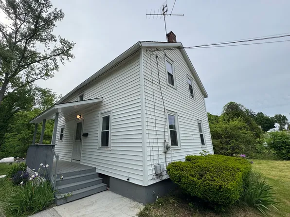 10 Center Street, Windsor Locks, CT 06096