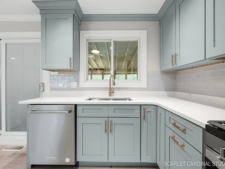 6203 S Edgewood Ave — Photo 5