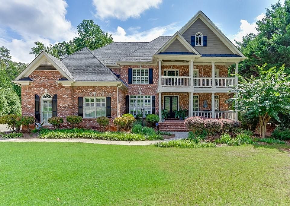 1st image of 2930 Aquitania Ln